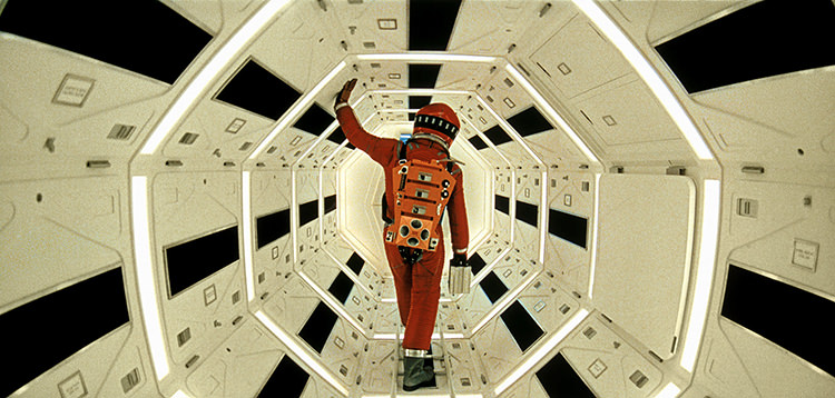 گری لاک وود در ۲۰۰۱ ادیسه فضایی استنلی کوبریک